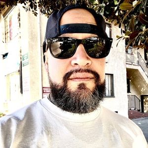 Meet your Posher, Harold